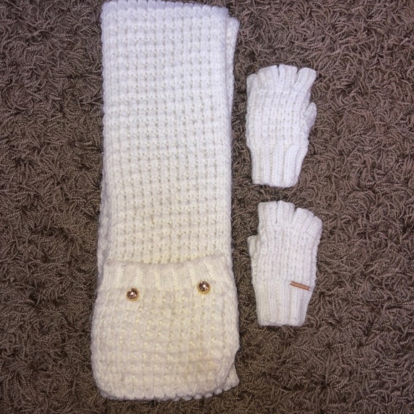 Michael Kors Knit Scarf and Gloves - Picture 1 of 4